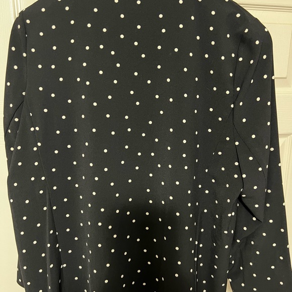 Blazer - Picture 3 of 3